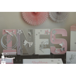 1 Lettre décorée 20 cm Fée papillon étoile rose pastel gris argent & blanc